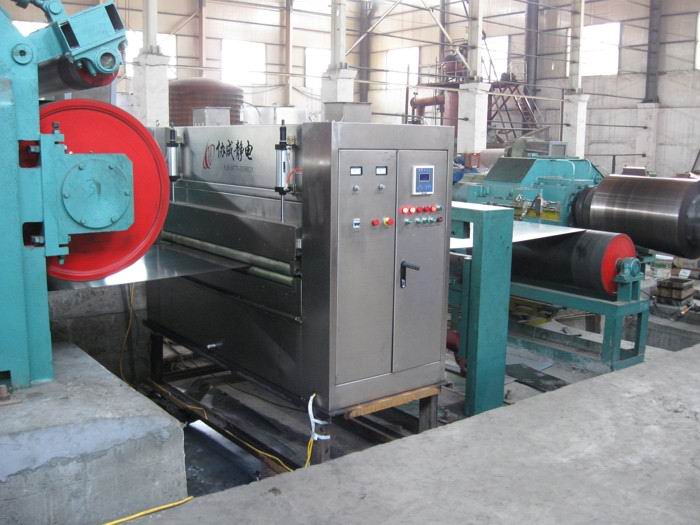 Cold rolling electrostatic oilers with strip steels